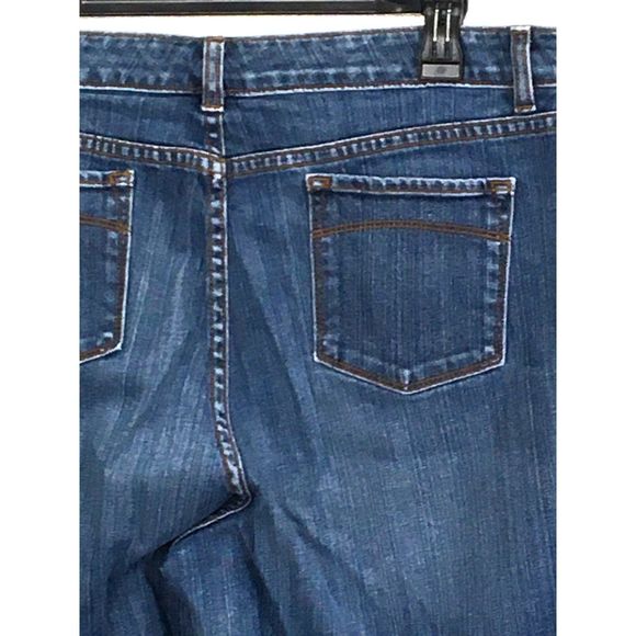 L.L.Bean Favorite Jean Curvy Fit Women's Size 16T Faded Jeans - Picture 2 of 7